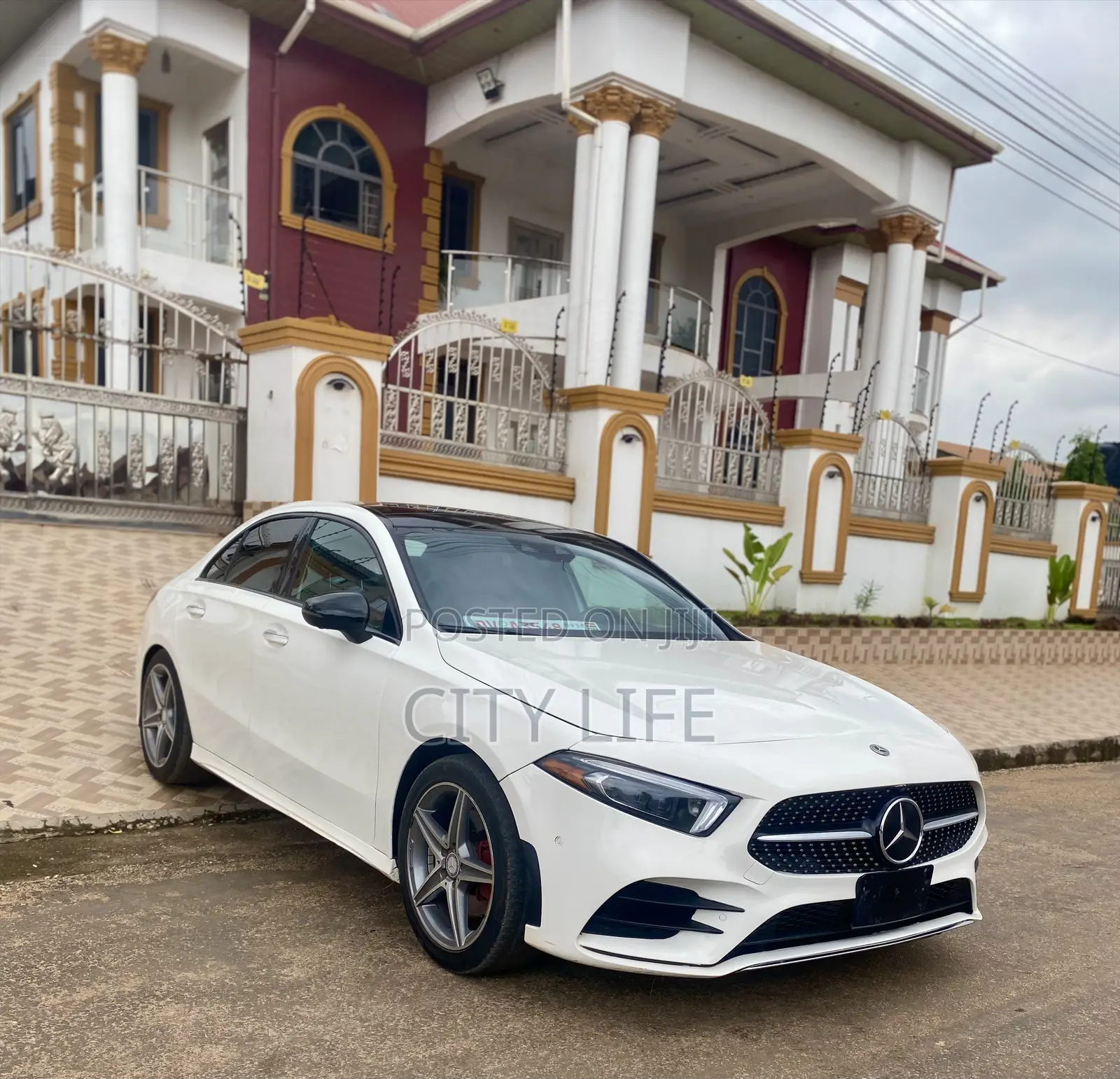 Mercedes-Benz A-Class A 220 4MATIC 2019 White