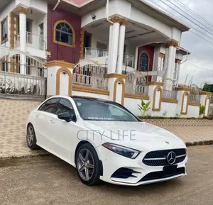 Mercedes-Benz A-Class A 220 4MATIC 2019 White