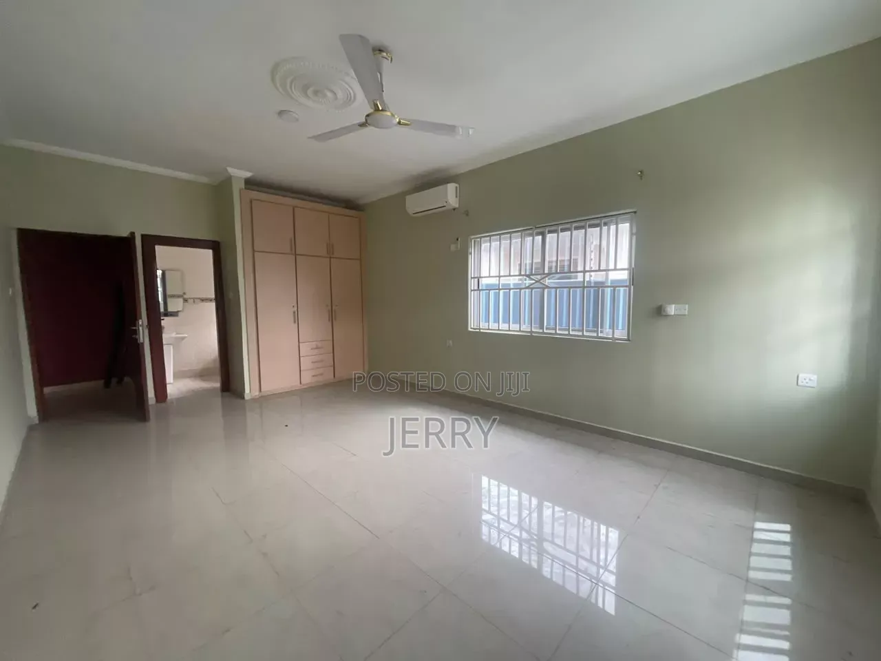 3bdrm House in Baatsona Total for rent