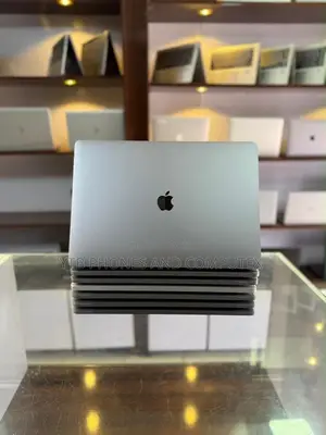 Laptop Apple MacBook Pro 2019 16GB Intel Core i9 SSD 1T