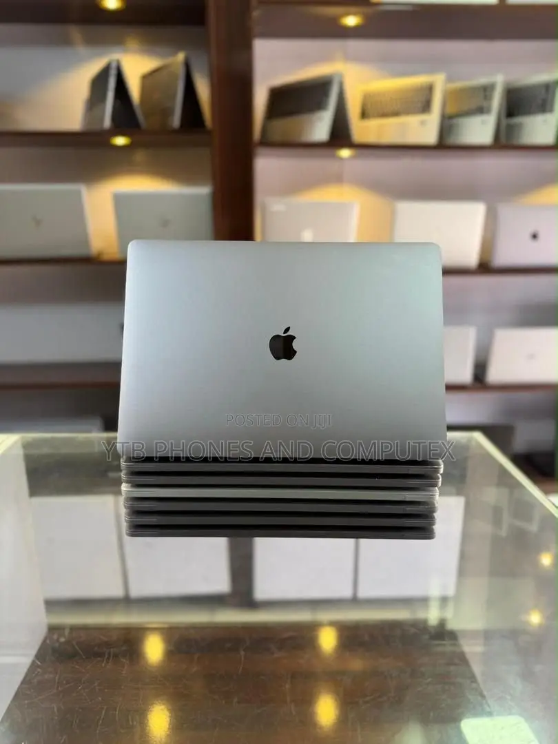Laptop Apple MacBook Pro 2019 16GB Intel Core i9 SSD 1T