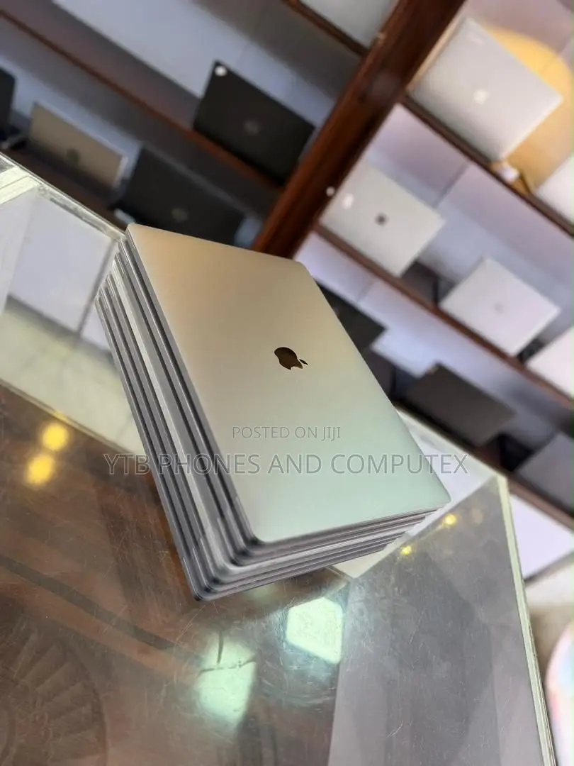 Laptop Apple MacBook Pro 2019 16GB Intel Core i9 SSD 1T