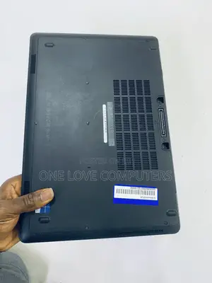 Laptop Dell Latitude E5550 8GB Intel Core i5 SSD 256GB