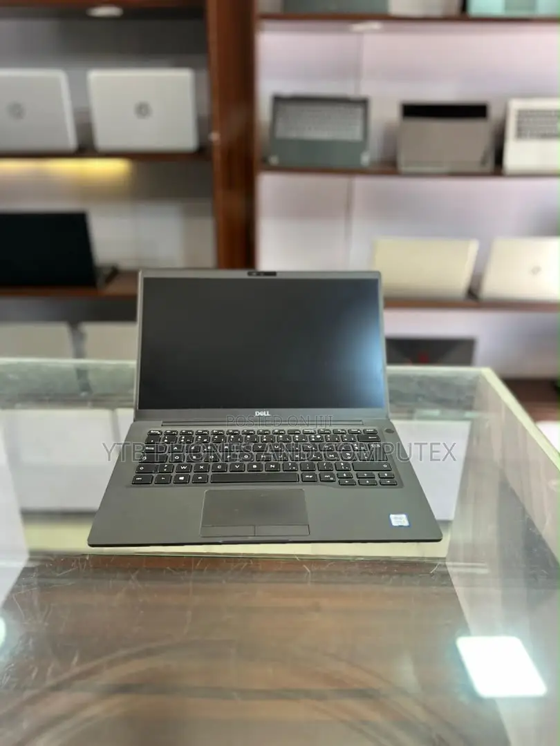 Laptop Dell Latitude 7400 8GB Intel Core i7 SSD 512GB