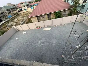 5 Stores and Apt for Sale at Ga Ablekuma Odumase