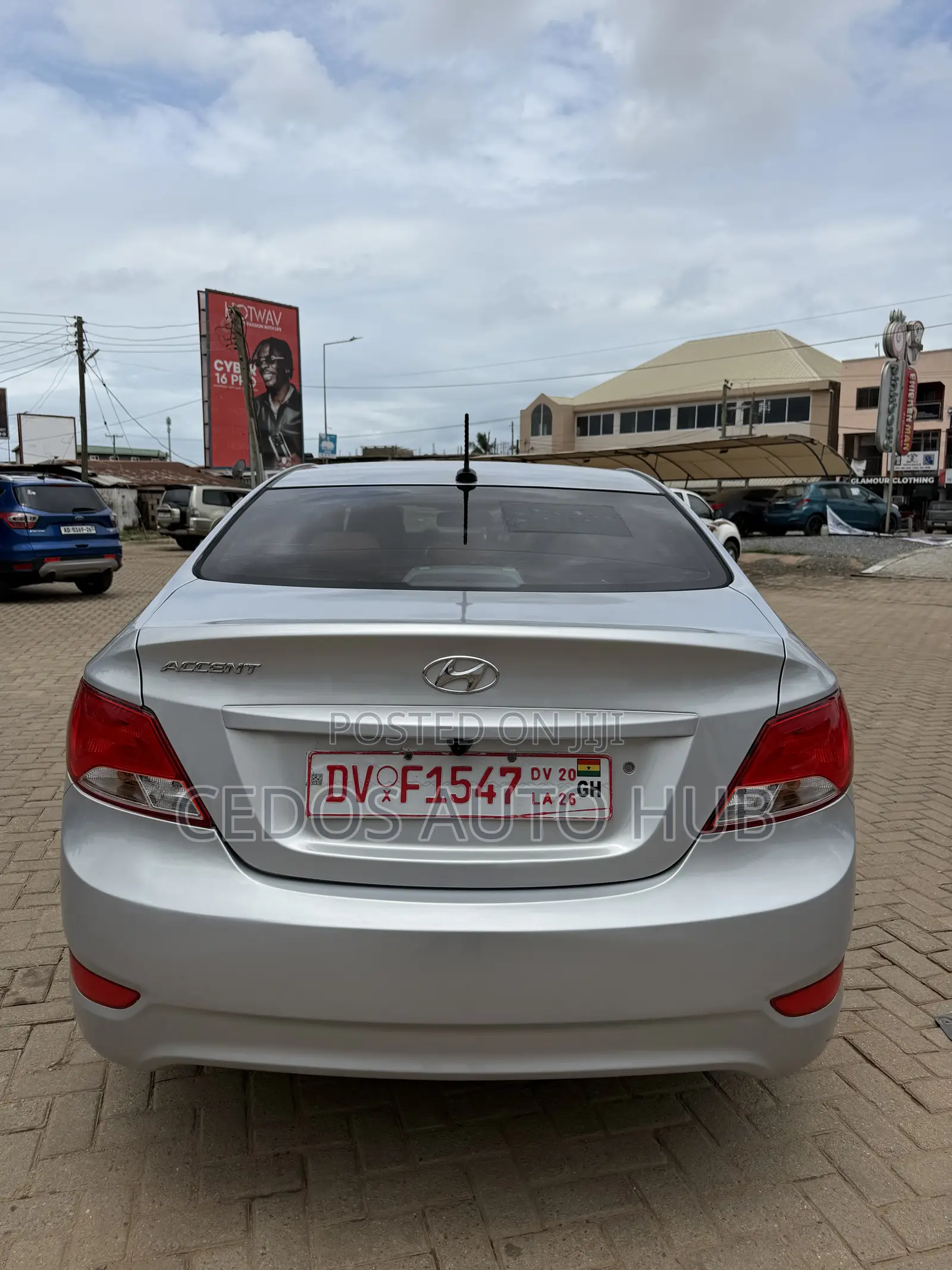 Hyundai Accent SE Sedan 2016 Silver