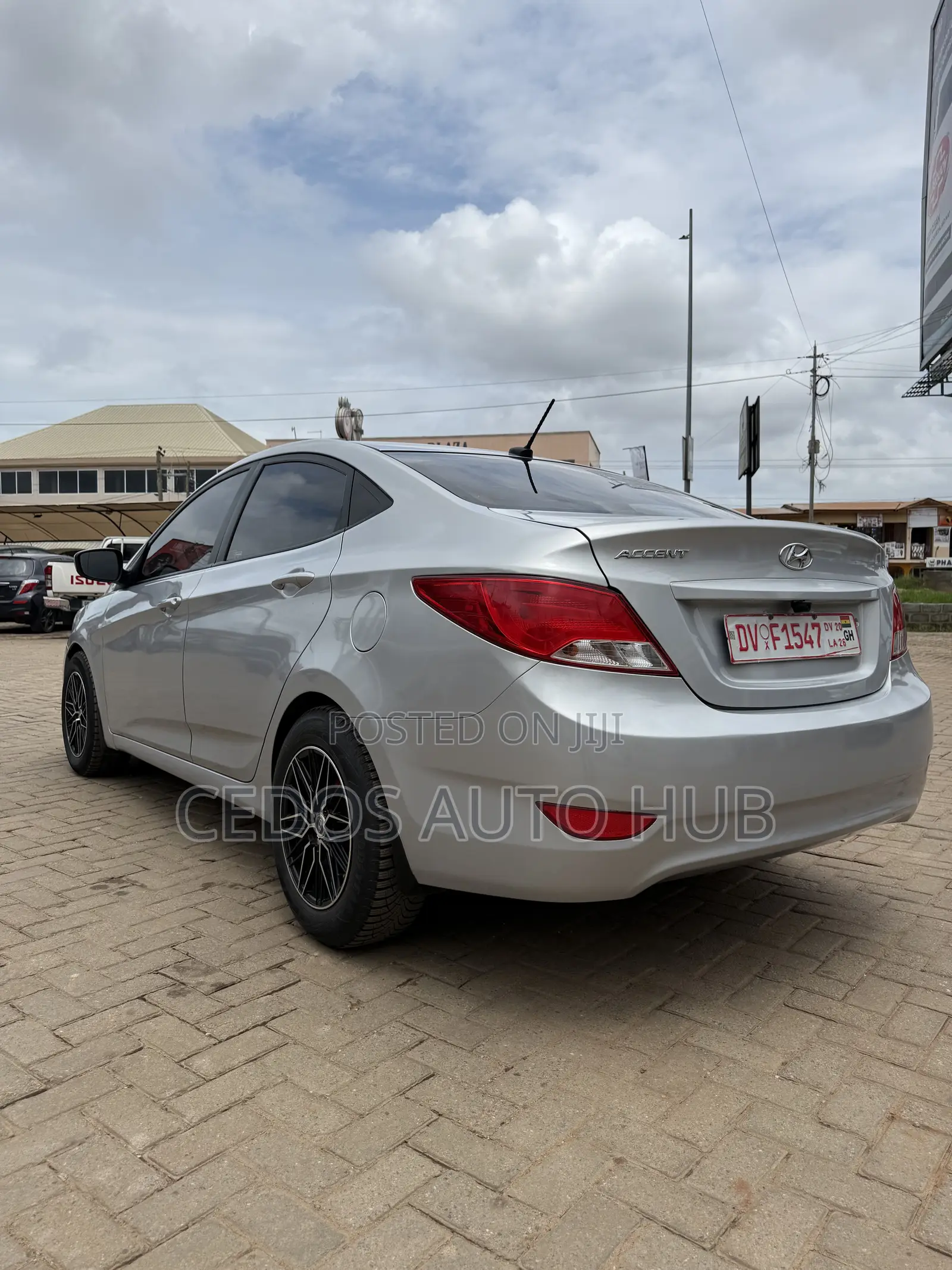 Hyundai Accent SE Sedan 2016 Silver
