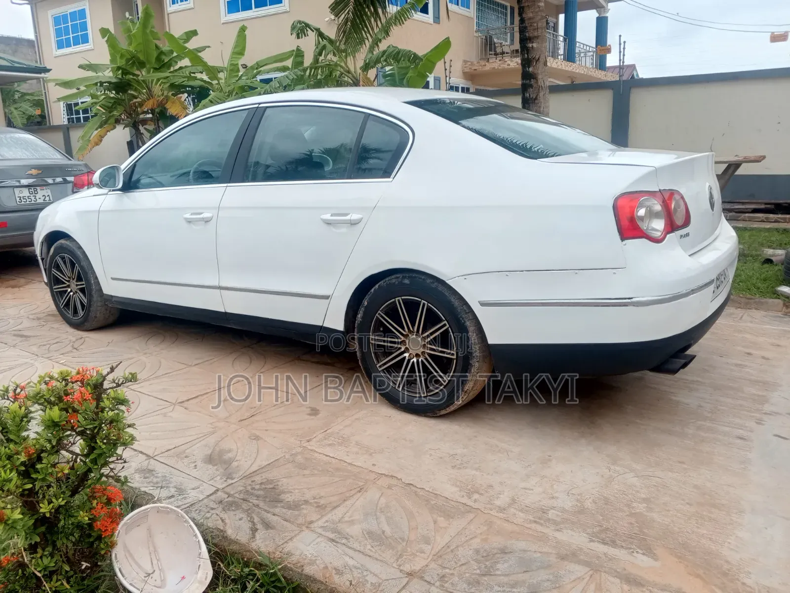 Volkswagen Passat 2006 White