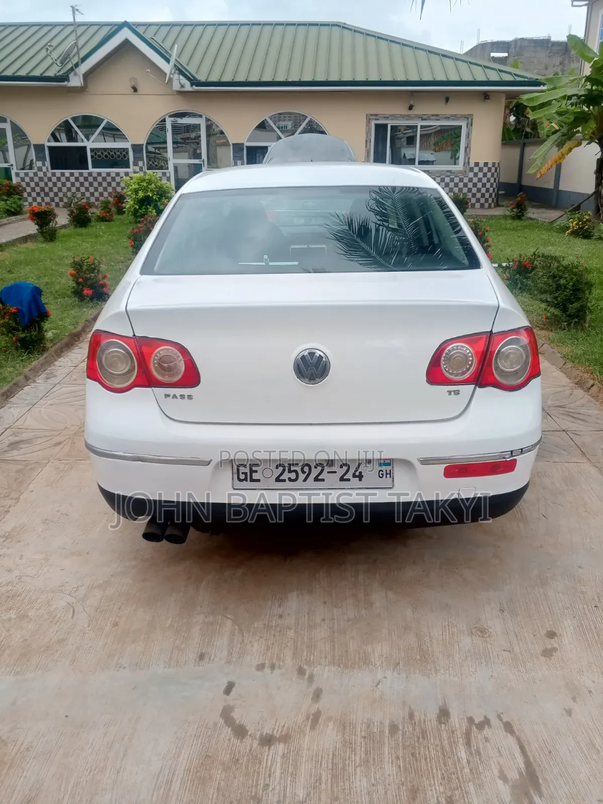 Volkswagen Passat 2006 White