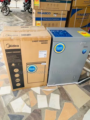 Media 100 LTR Chest Freezer