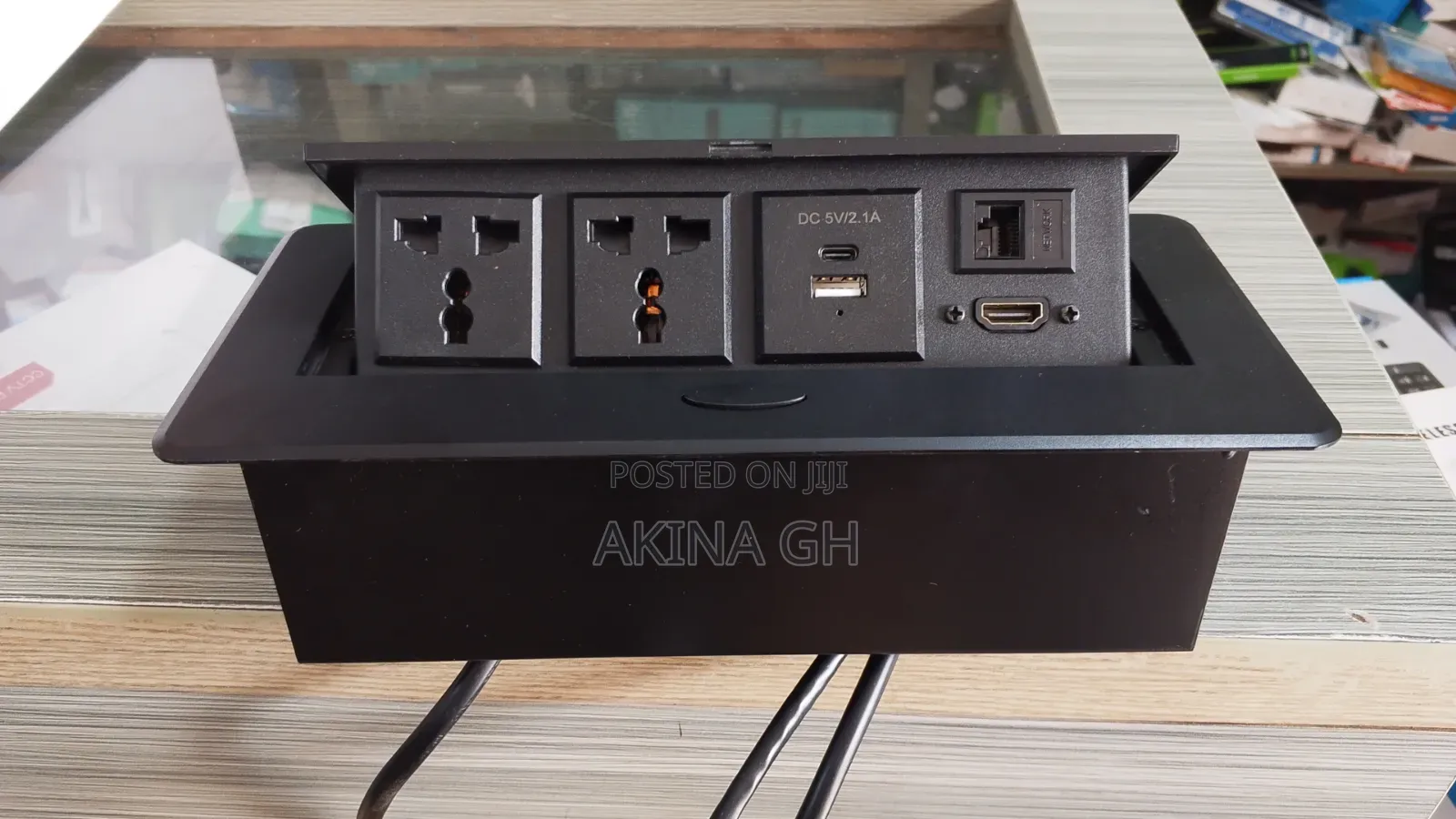 Desktop Pop-Up Socket