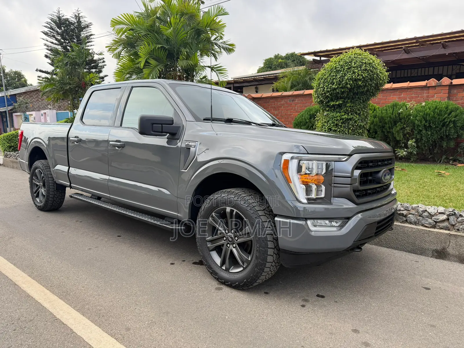 Ford F-150 XLT 2021 Gray
