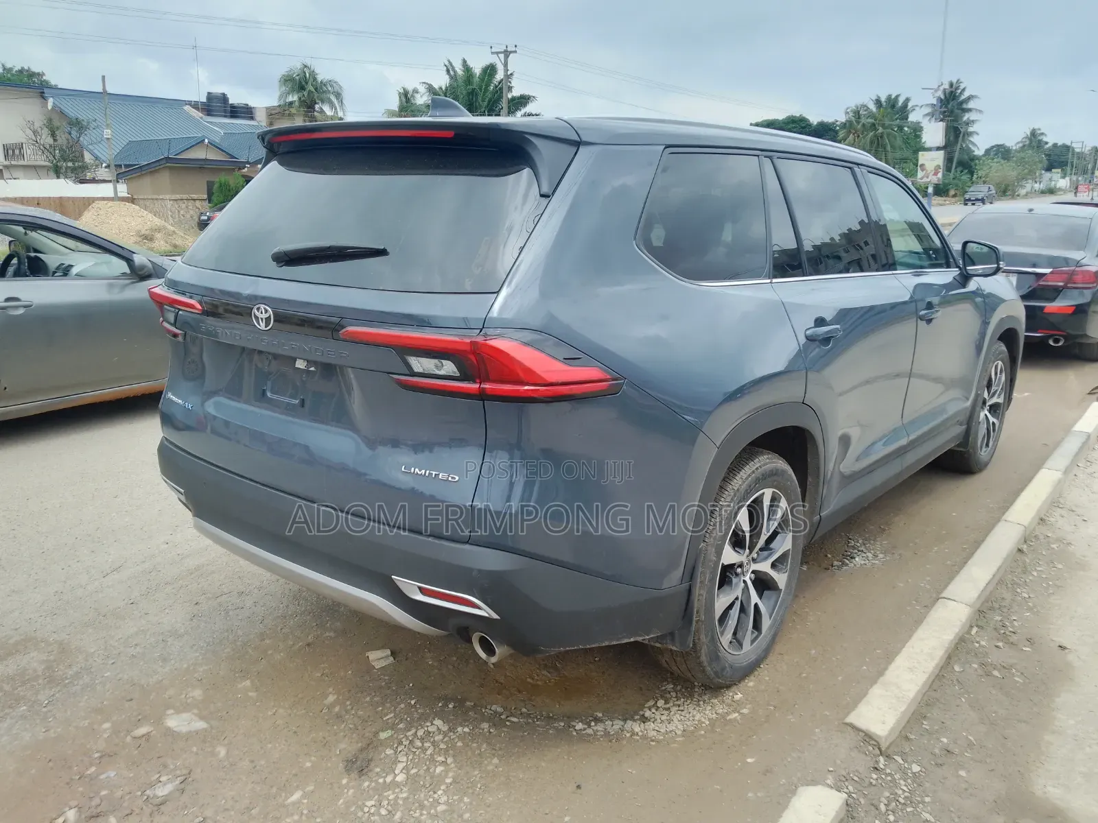 Toyota Grand Highlander Hybrid Limited AWD 2024 Blue