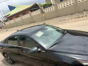 Hyundai Elantra SEL 2021 Black