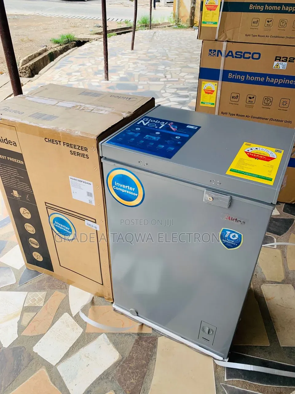 Shop Unique Media 100-L Chest Freezer