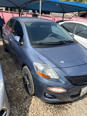 Toyota Yaris 1.5 Sedan 2008 Gray