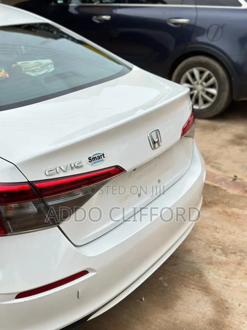 Honda Civic Sport CVT 2024 White