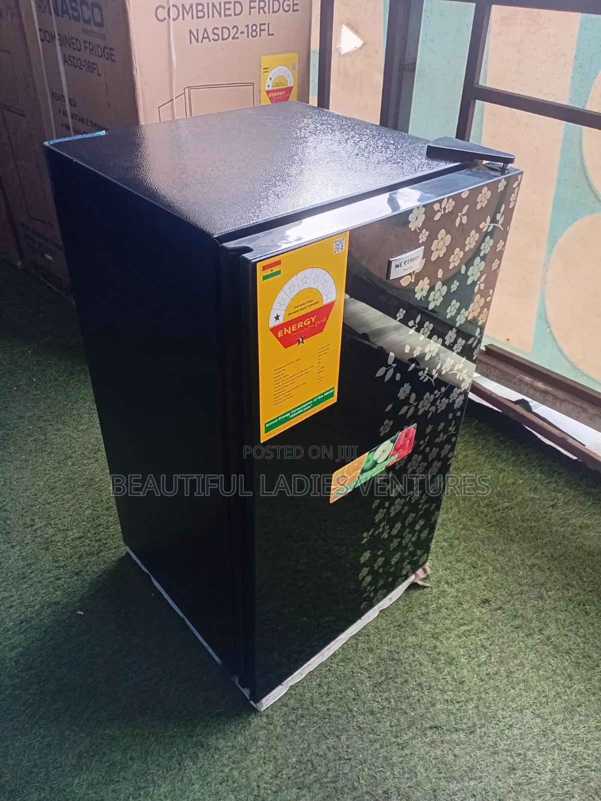Compact Refrigerator for Small Spaces