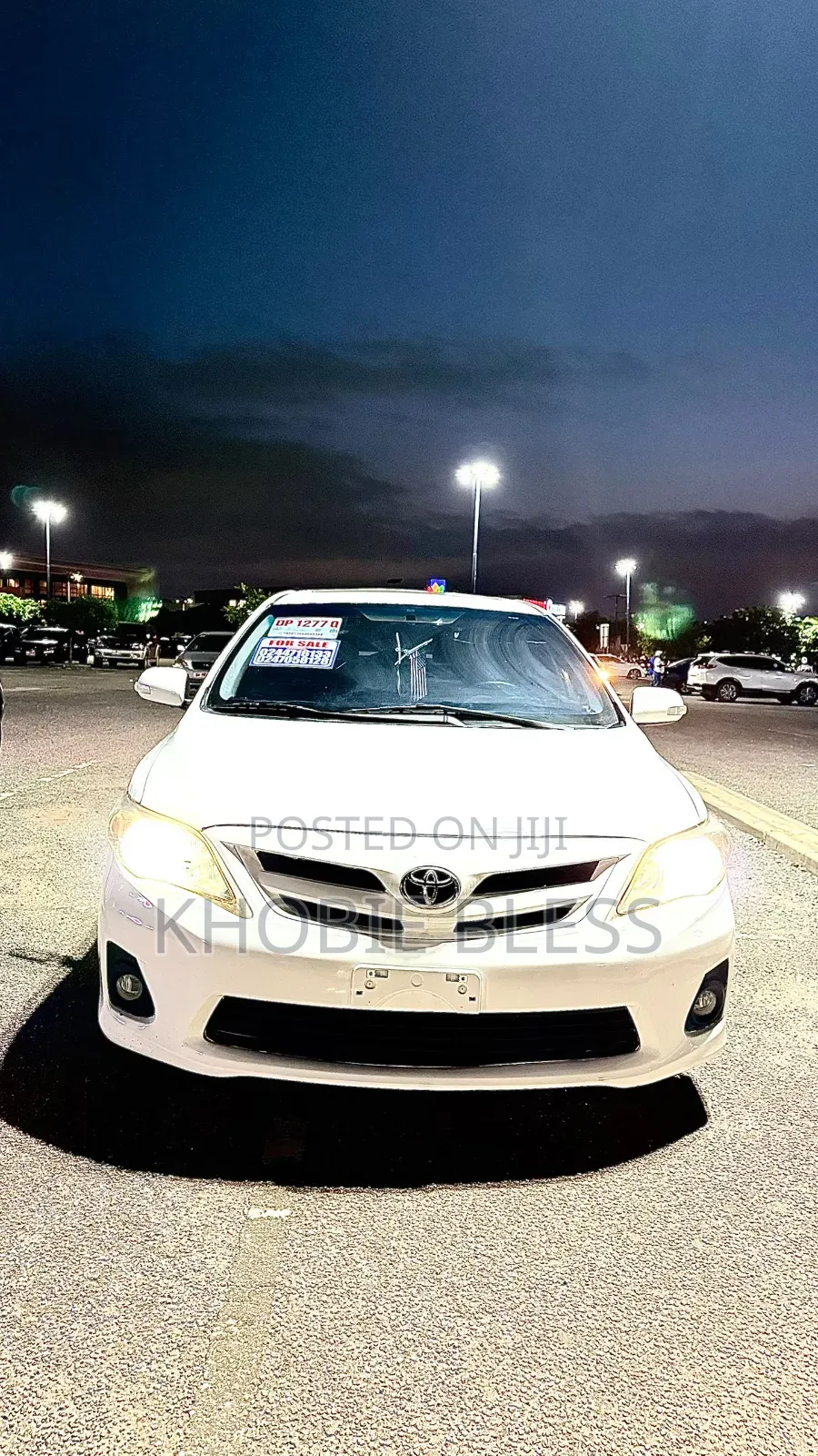 Toyota Corolla LE Special Edition 4dr Sedan (1.8L 4cyl 4A) 2013 White