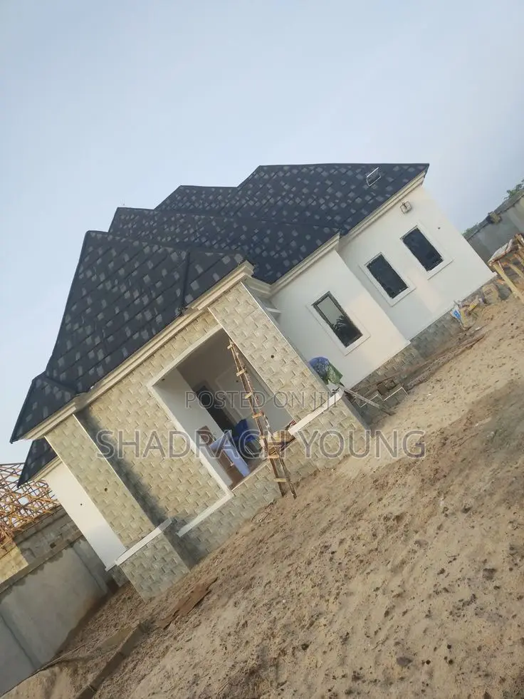 Weatherproof Stone Coated Roofing Tiles – 50-Year Warranty Quality
.