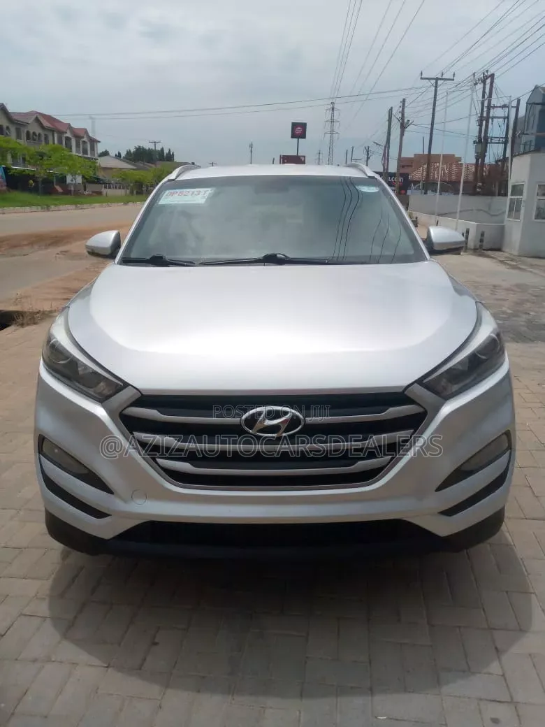 Hyundai Tucson SE AWD 2017 Silver