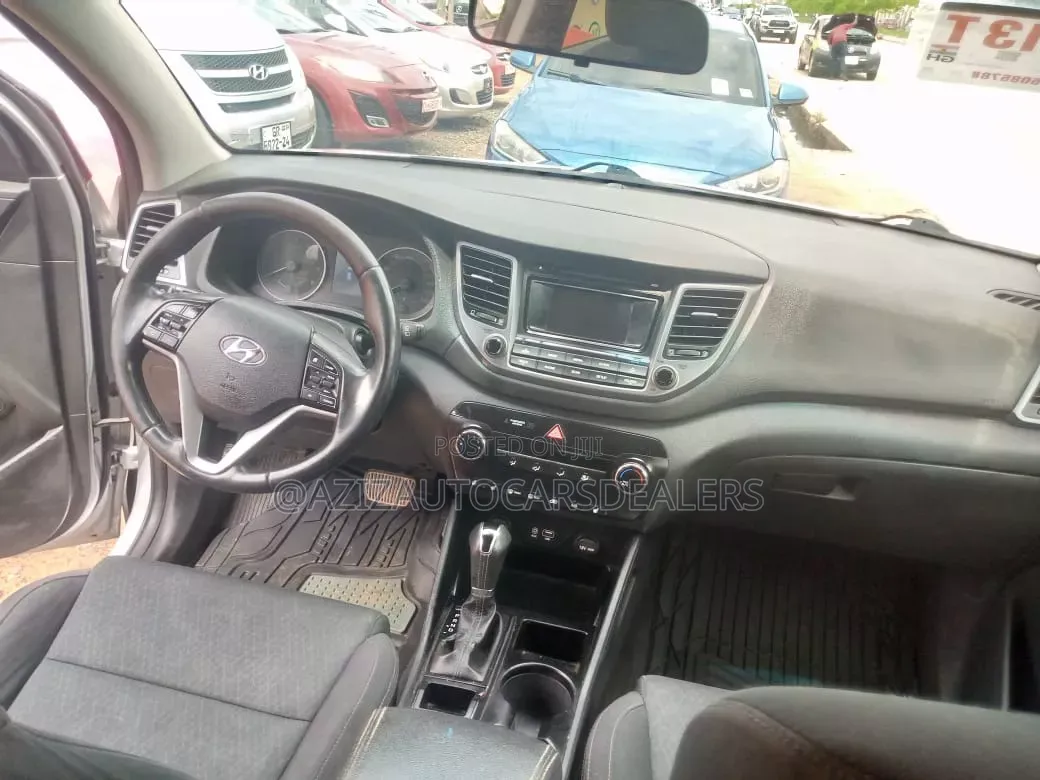 Hyundai Tucson SE AWD 2017 Silver