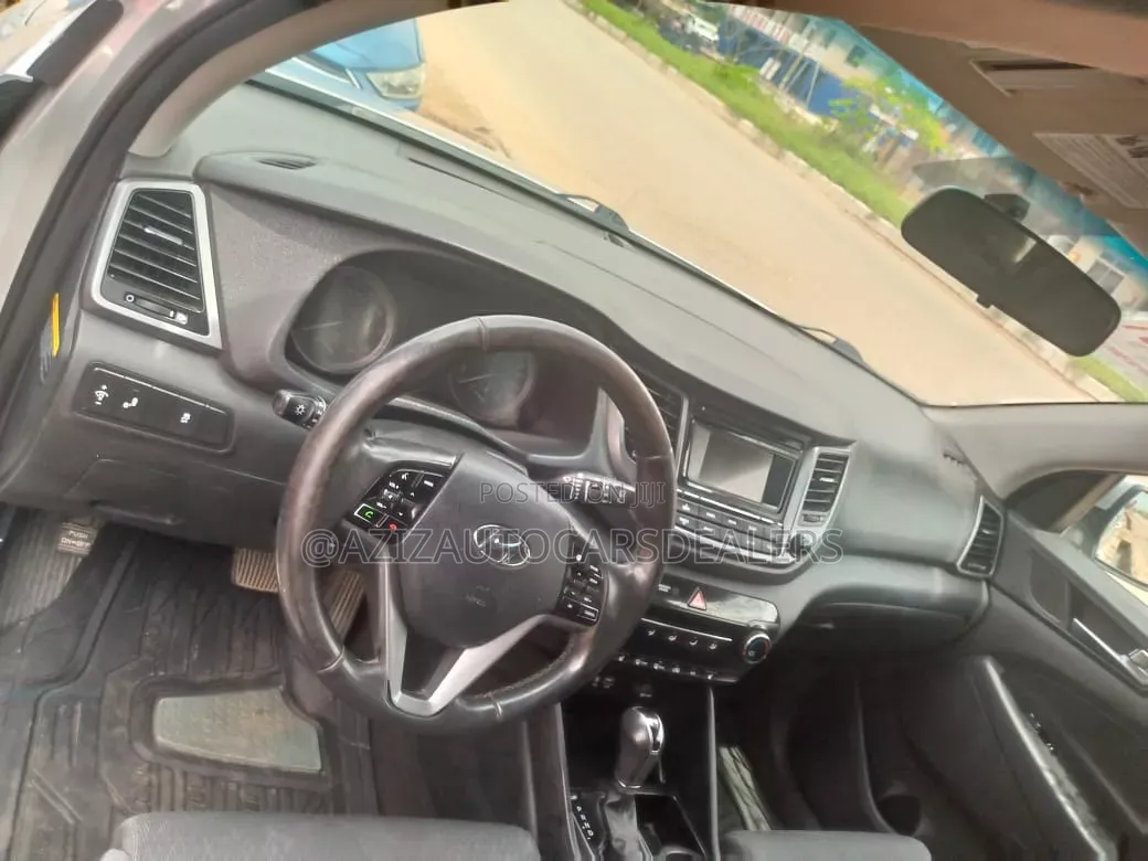 Hyundai Tucson SE AWD 2017 Silver