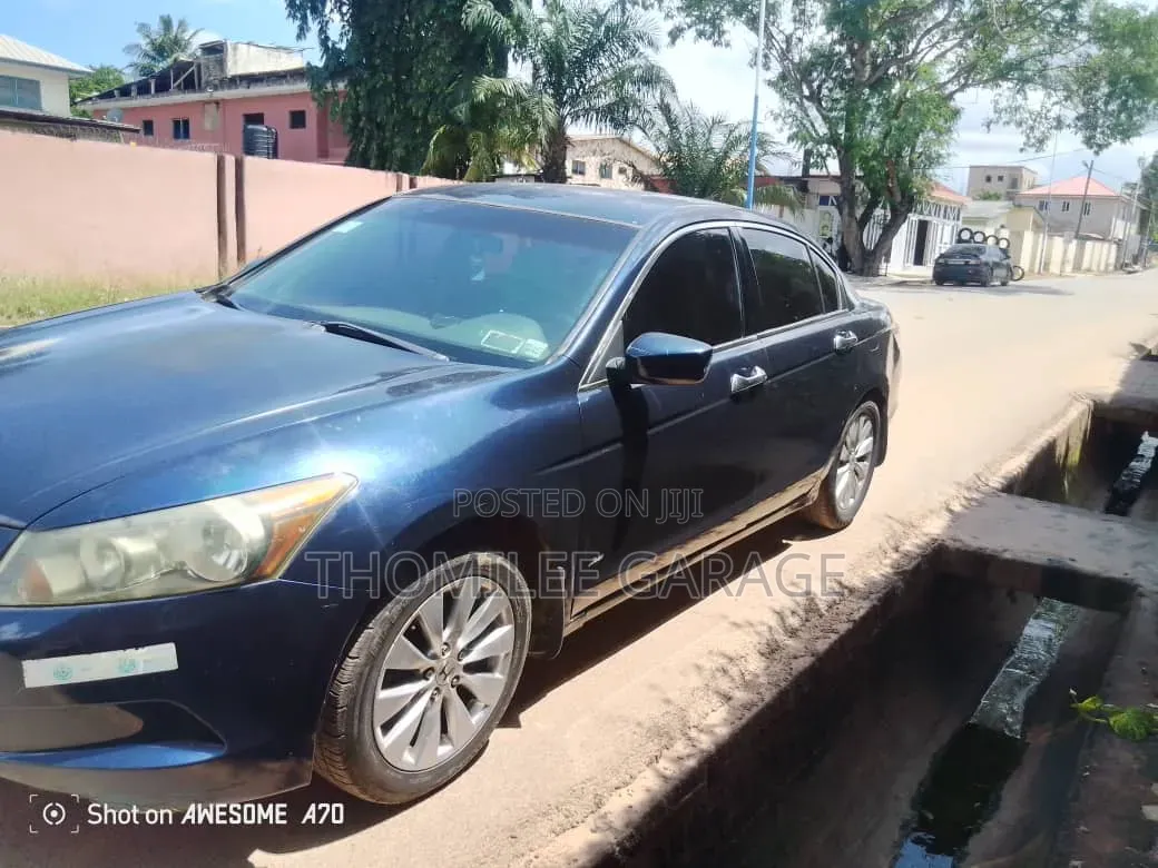 Honda Accord 2010 Blue