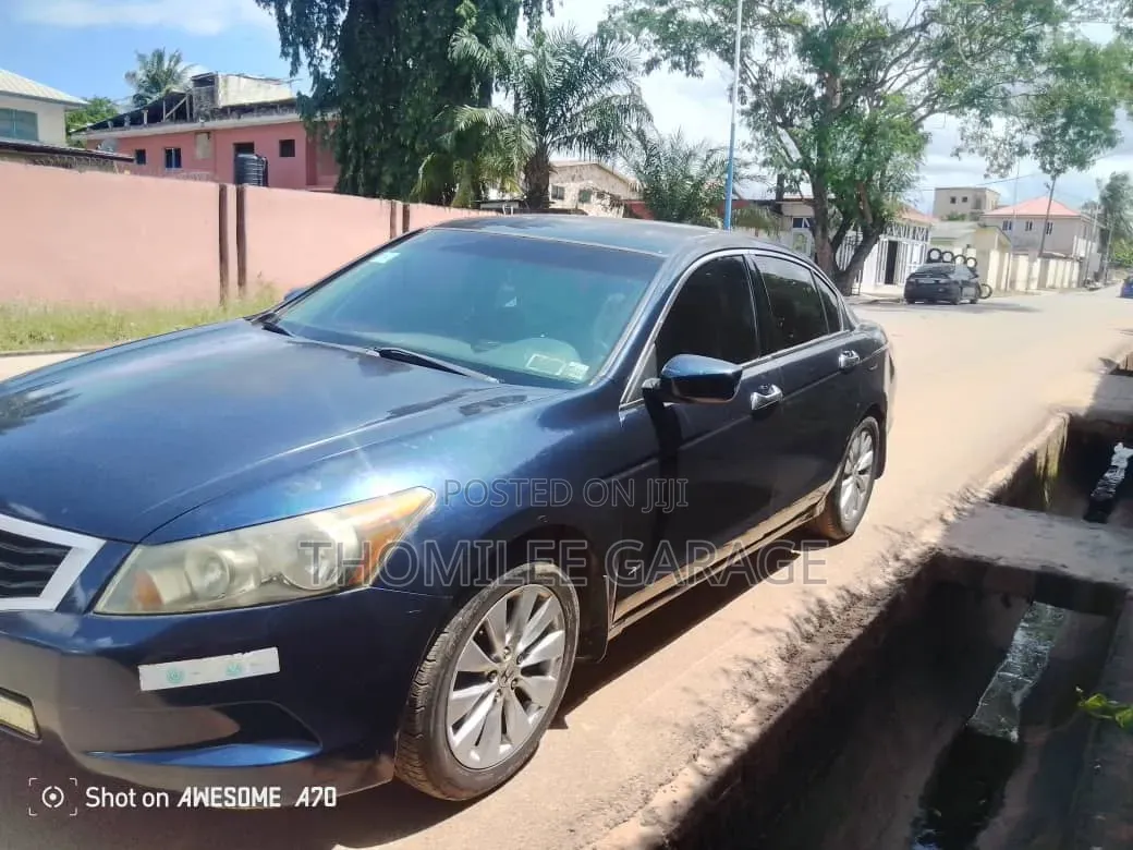 Honda Accord 2010 Blue