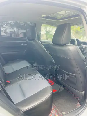Toyota Corolla S 4dr Sedan (1.8L 4cyl CVT) 2016 Silver
