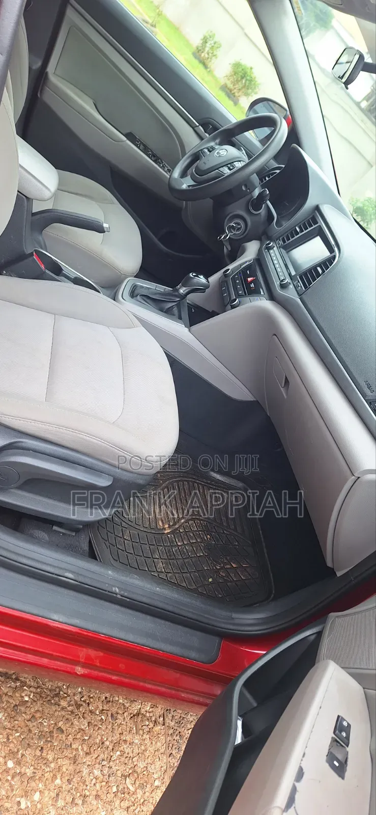 Hyundai Elantra 2018 Red