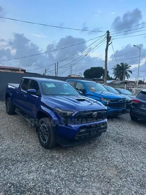 Toyota Tacoma 2025 Blue