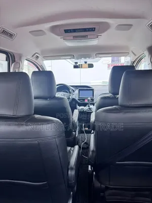 Toyota Voxy 2014 White