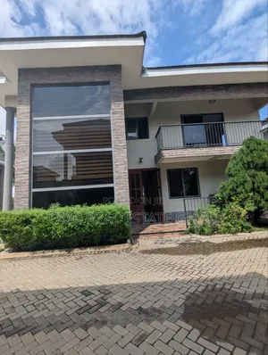 3bdrm Townhouse / Terrace in Cantonment, DVLA Area for rent