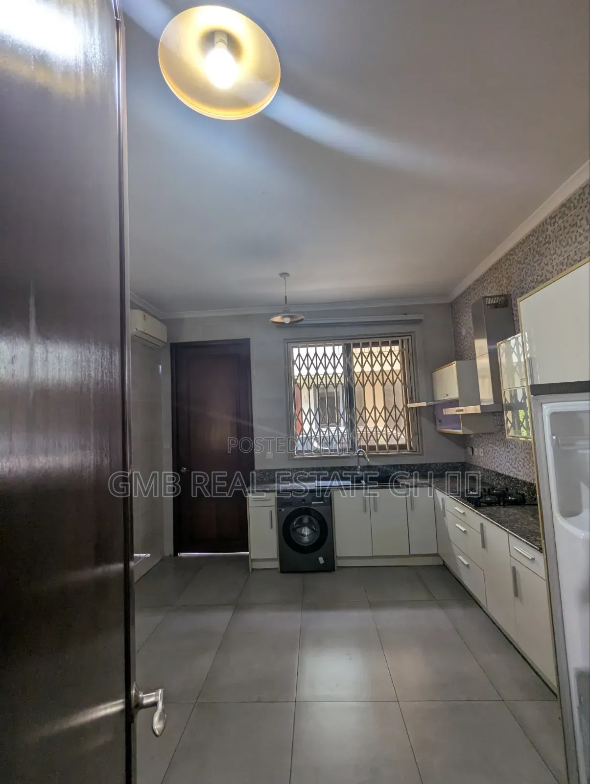 3bdrm Townhouse / Terrace in Cantonment, DVLA Area for rent
