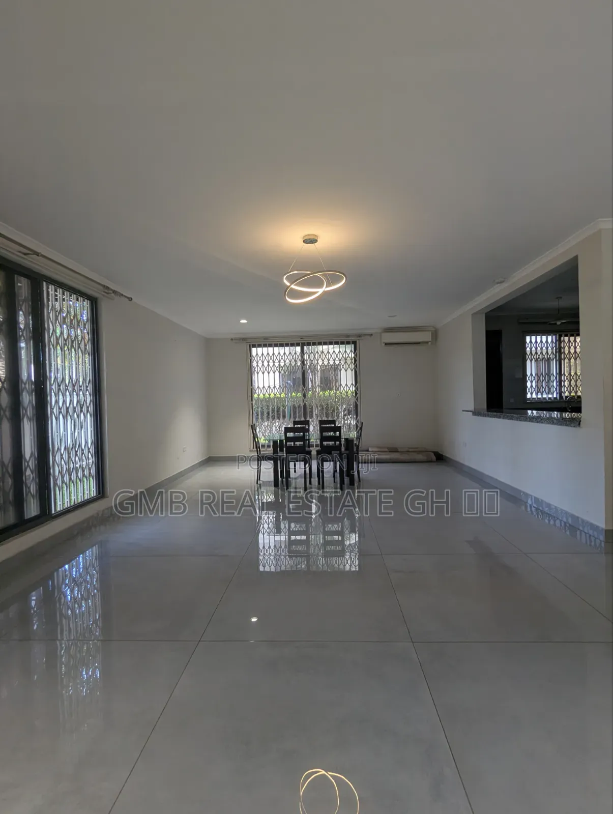 3bdrm Townhouse / Terrace in Cantonment, DVLA Area for rent