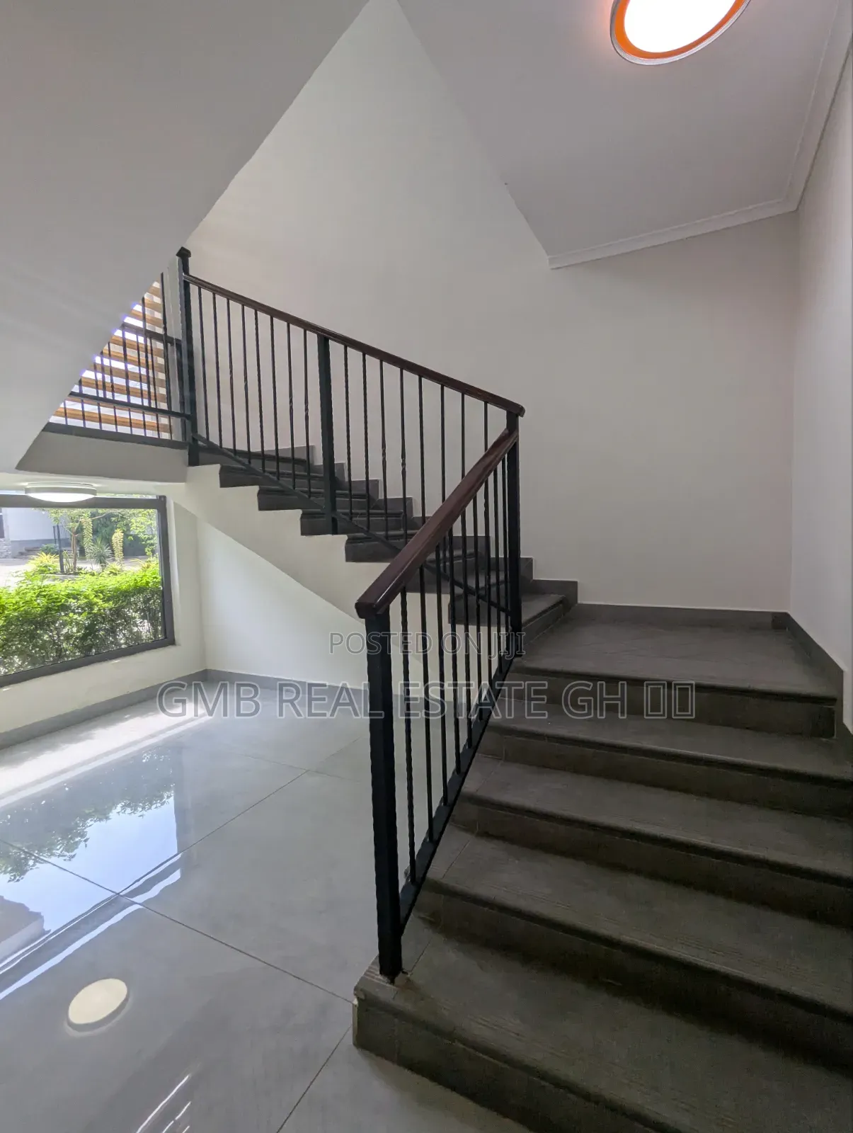 3bdrm Townhouse / Terrace in Cantonment, DVLA Area for rent