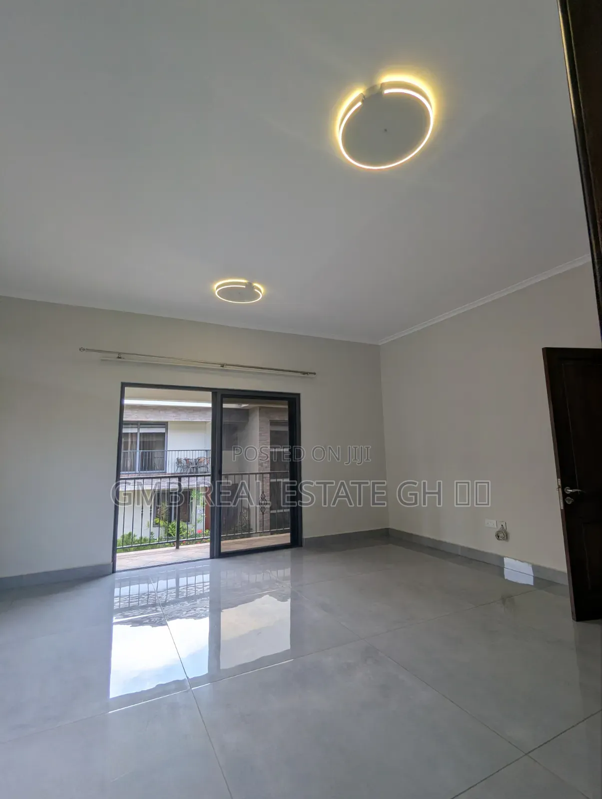 3bdrm Townhouse / Terrace in Cantonment, DVLA Area for rent