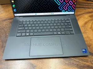 Laptop Dell Inspiron 15 32GB Intel Core Ultra 9 SSD 1T