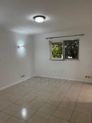 3bdrm Apartment in North Ridge for rent
