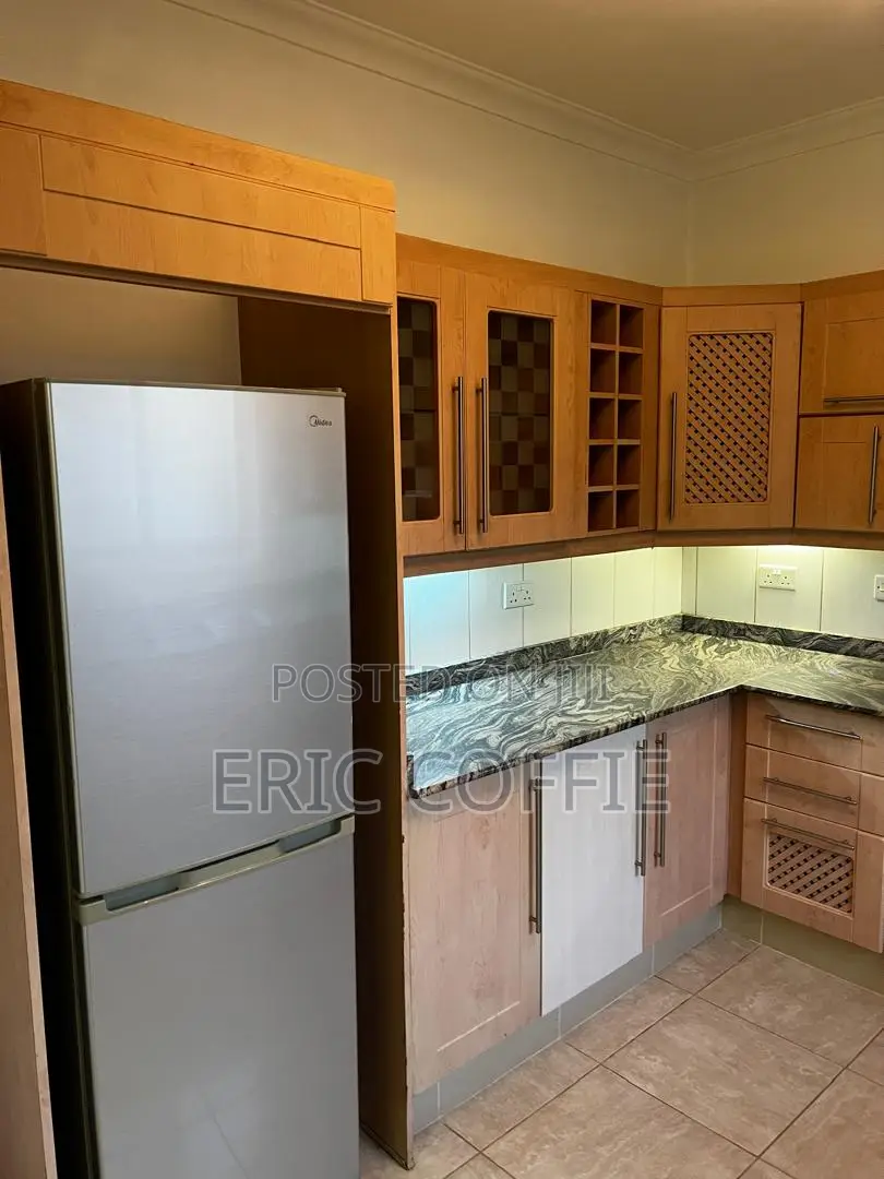 3bdrm Apartment in North Ridge for rent
