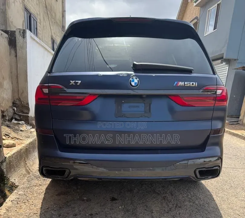 BMW X7 2020 Blue