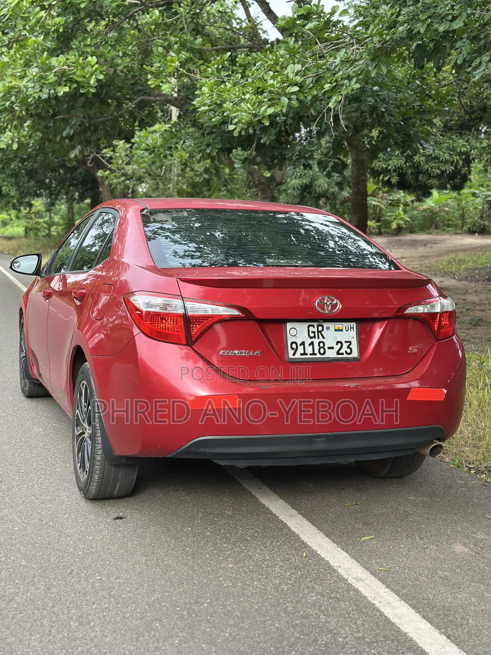 Toyota Corolla S 4dr Sedan (1.8L 4cyl CVT) 2016 Red