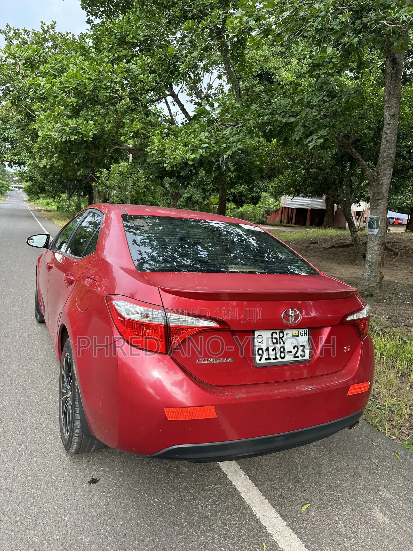 Toyota Corolla S 4dr Sedan (1.8L 4cyl CVT) 2016 Red