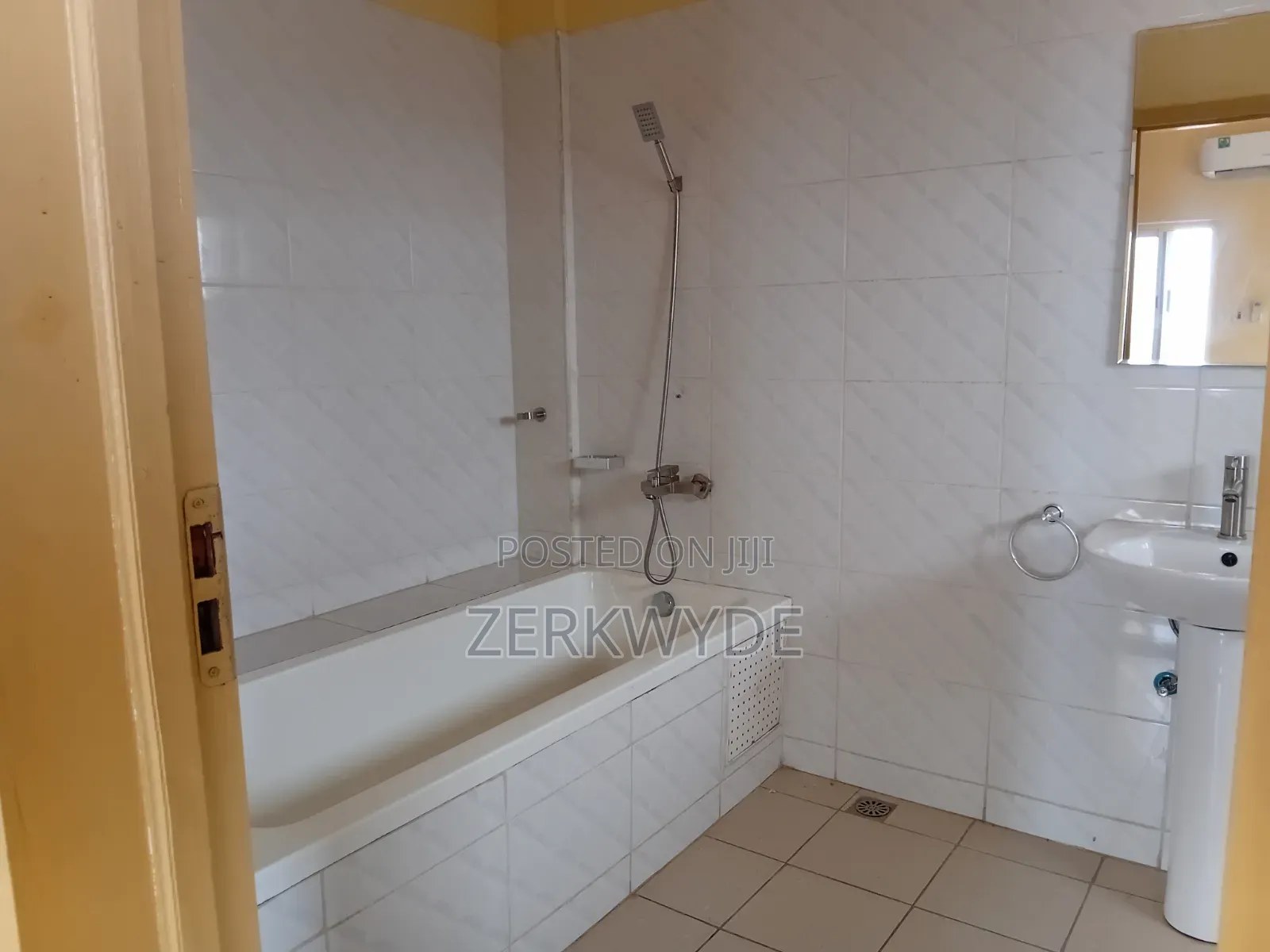 2bdrm Apartment in Devtraco C25, Tema Metropolitan for rent