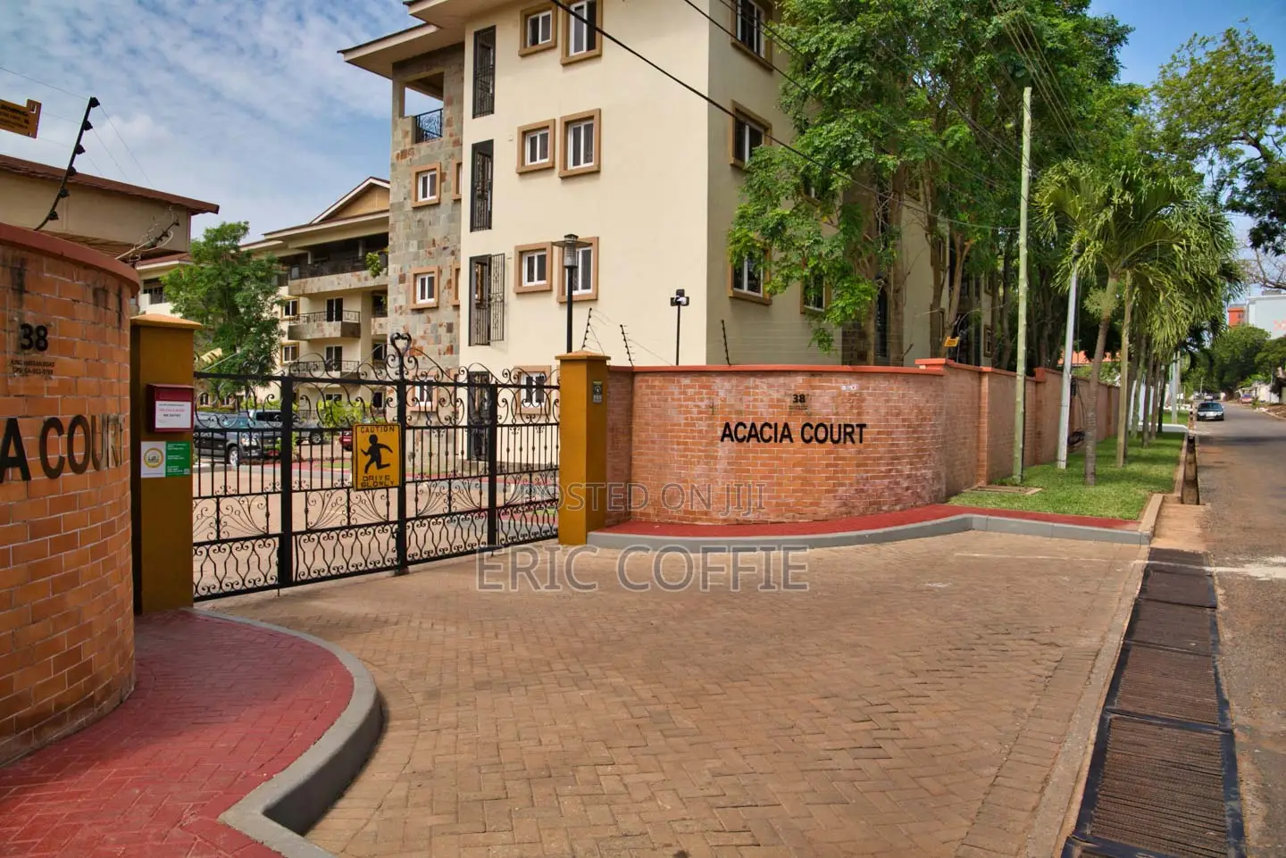 3bdrm Apartment in North Ridge for rent