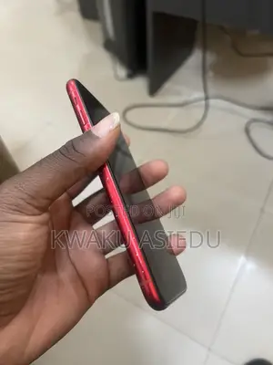 Apple iPhone XR 64 GB Red