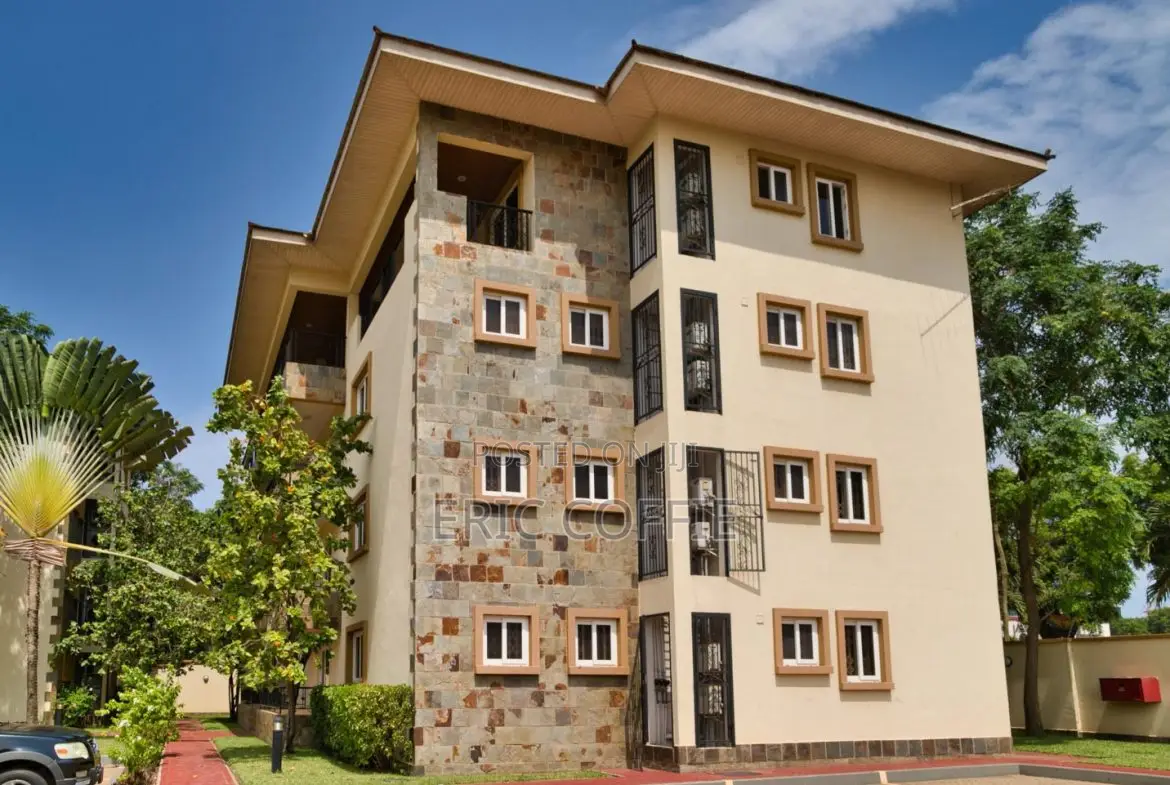 3bdrm Apartment in North Ridge for rent