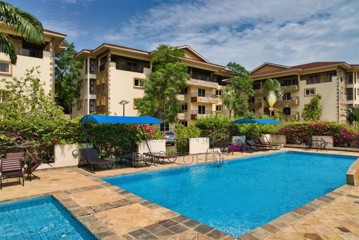 3bdrm Apartment in North Ridge for rent