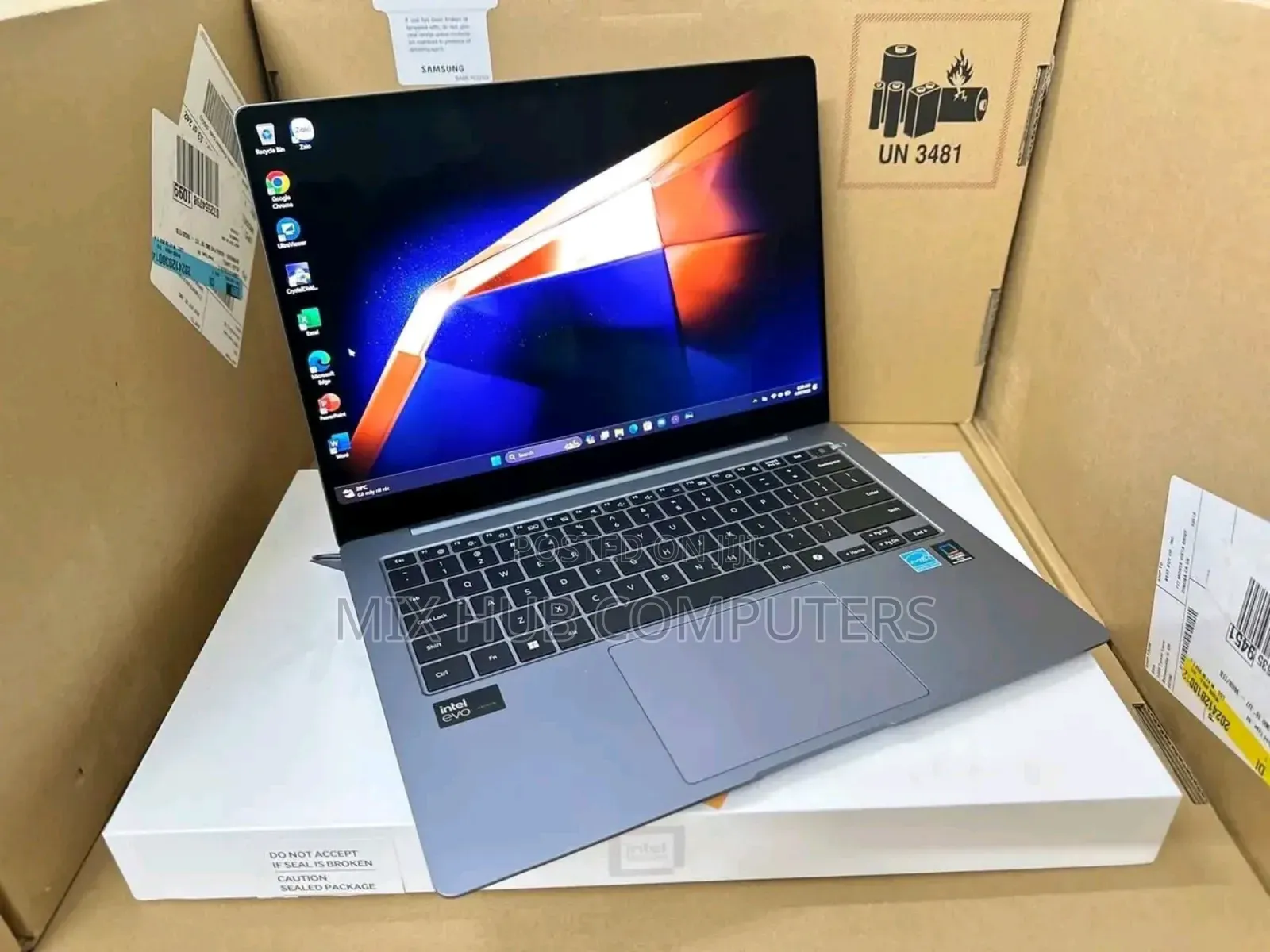New Laptop Samsung Galaxy Book4 Pro 16GB Intel Core i7 SSD 1T